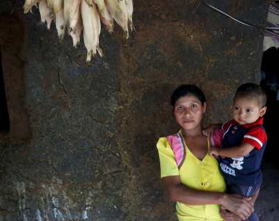 Las familias en el Corredor Seco padecen cada año de desnutrición aguda por la falta de alimentos. (Foto Prensa Libre: Hemeroteca PL)