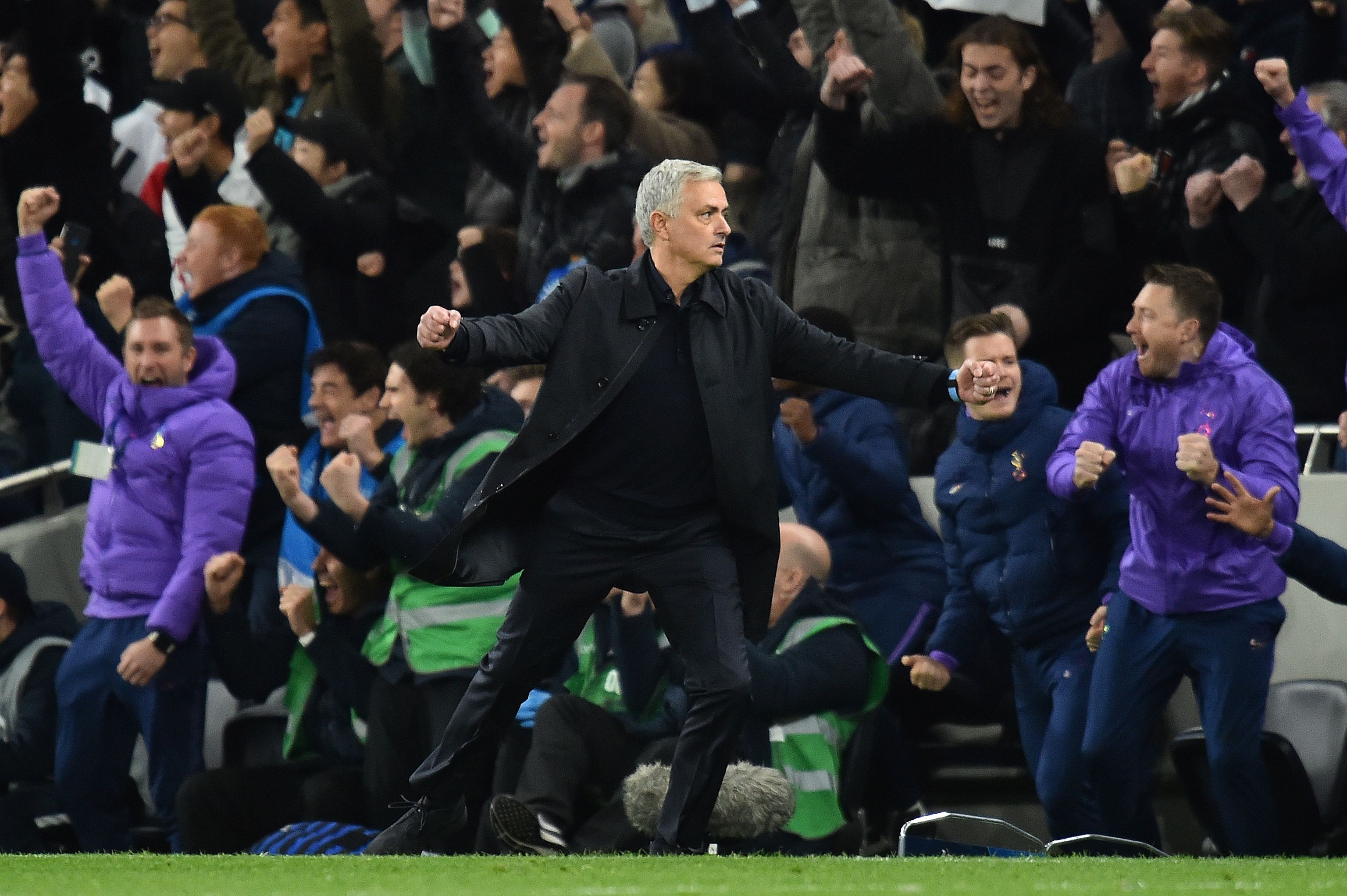 José Mourinho festejó con el Tottenham en la Champions League. (Foto Prensa Libre: AFP)