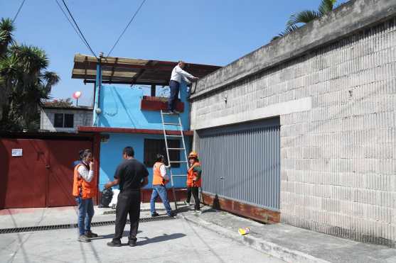 Algunas viviendas fueron evaluadas ante la situación. Foto Prensa Libre: Óscar Rivas 