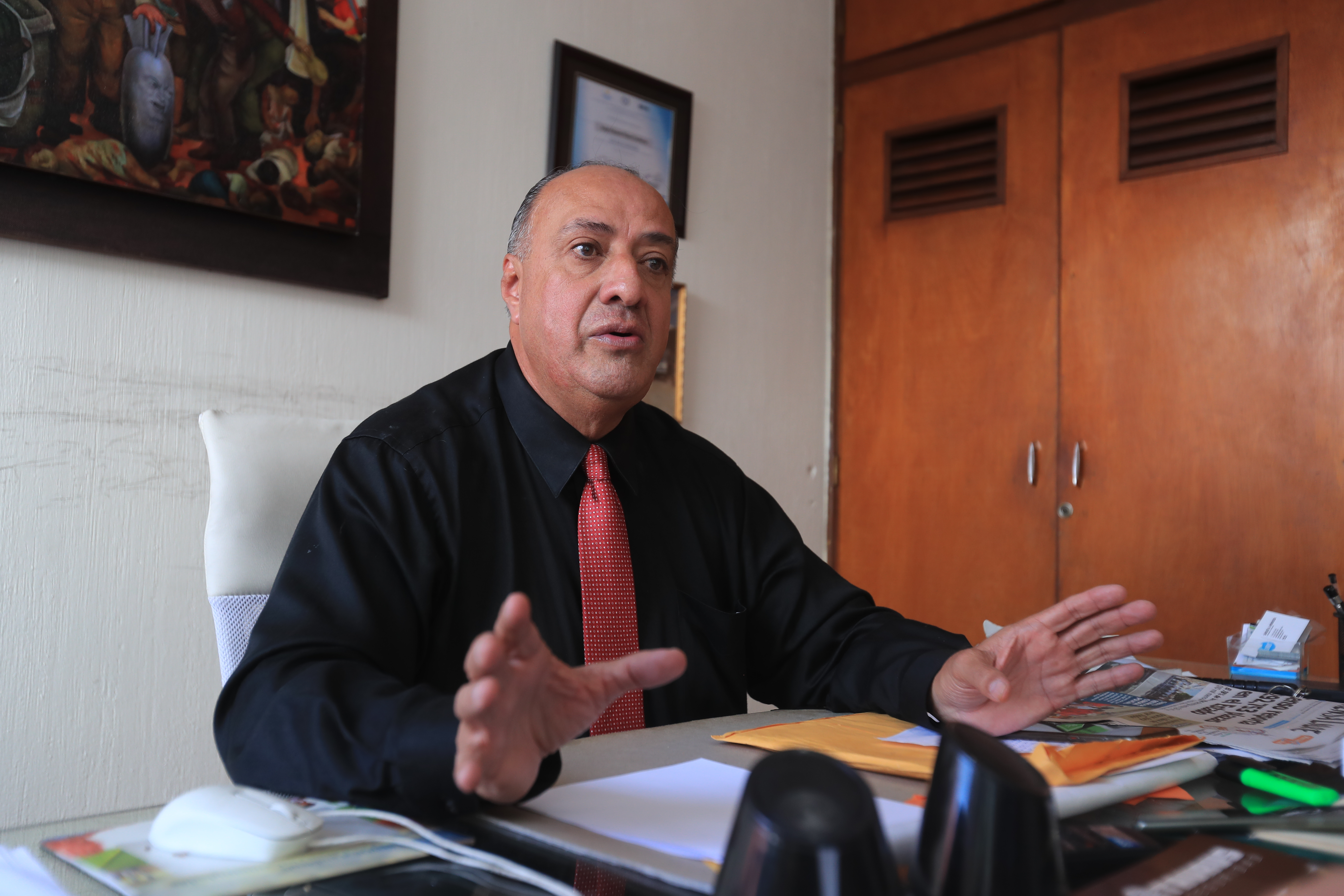 Jorge Eduardo Flores Contreras conversa con Prensa Libre sobre el control que se necesita para mejorar el sistema carcelario. (Foto Prensa Libre: Juan Diego González)
