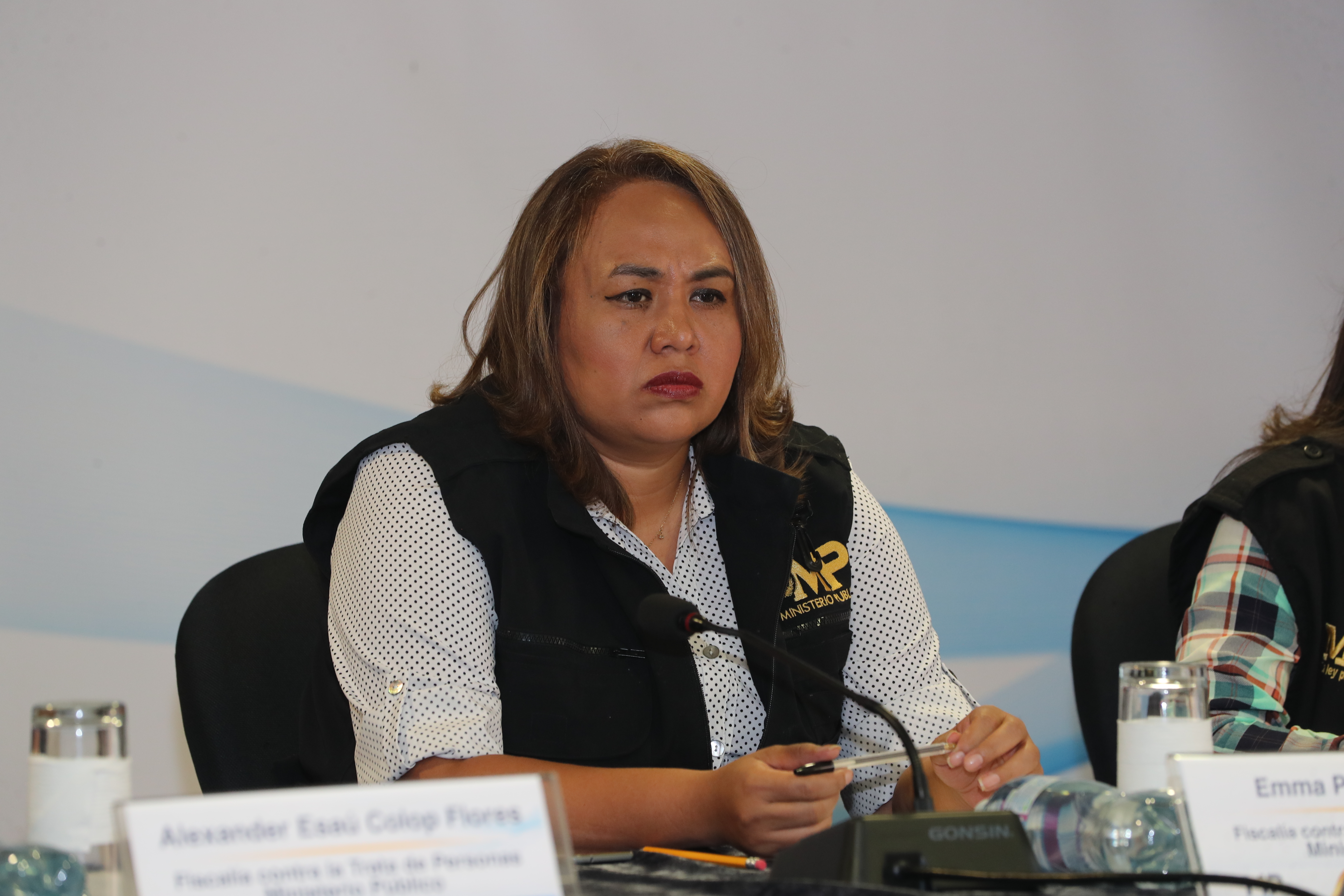 Emma Flores, fiscala contra el delito de extorsin, en conferencia de prensa sobre el problema de trata de personas y extorsiones que realizan los falsos pandilleros. Fotografa. Erick Avila: 29/05/2019