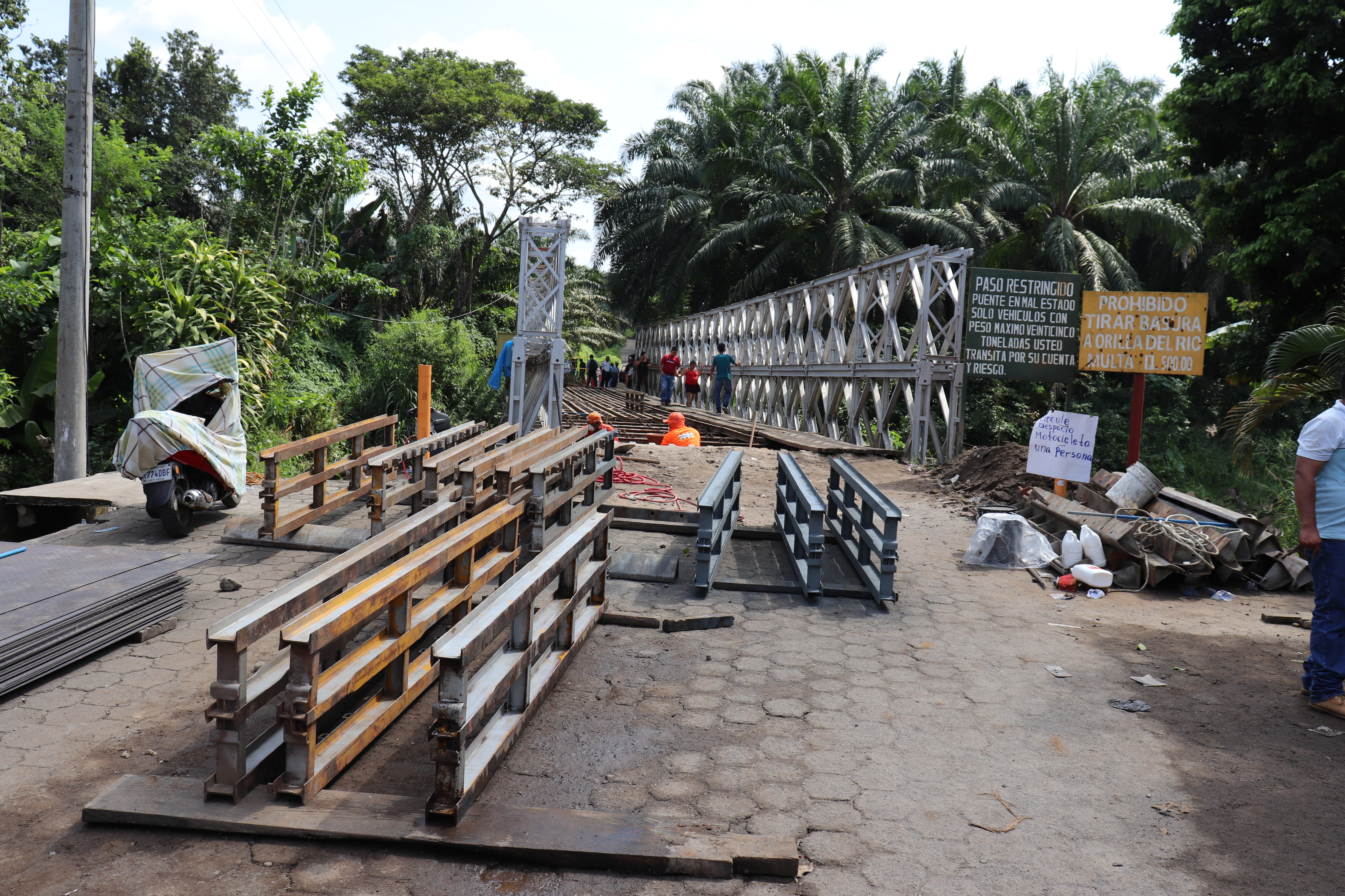 Reparan puente Bailey en Santo Domingo Suchitepéquez - Prensa Libre