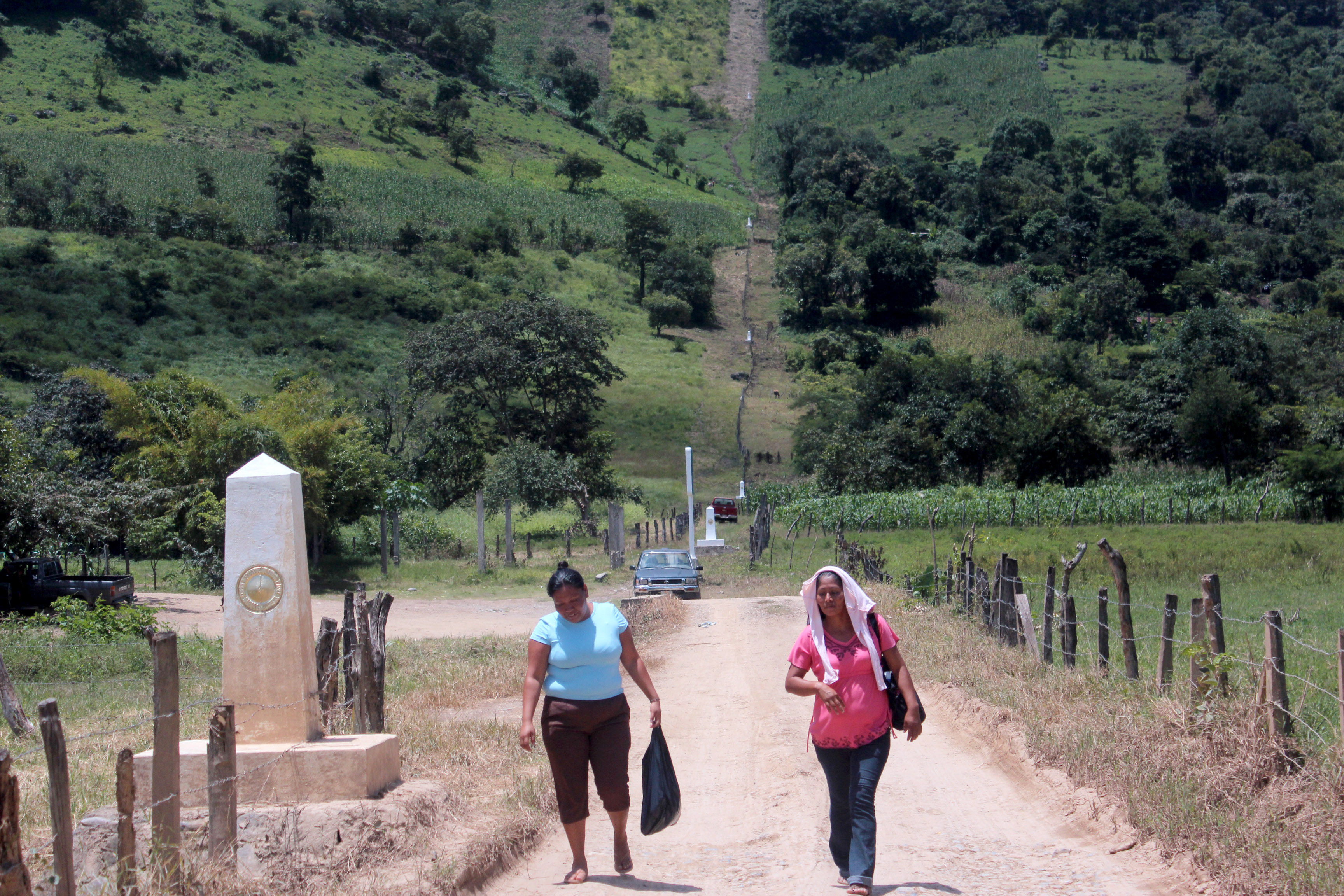 En los puntos ciegos entre la frontera de México y Guatemala no existe presencia de autoridades, lo que facilita el ingreso y salida de personas a ambos países. (Foto Prensa Libre: Mike Castillo)
