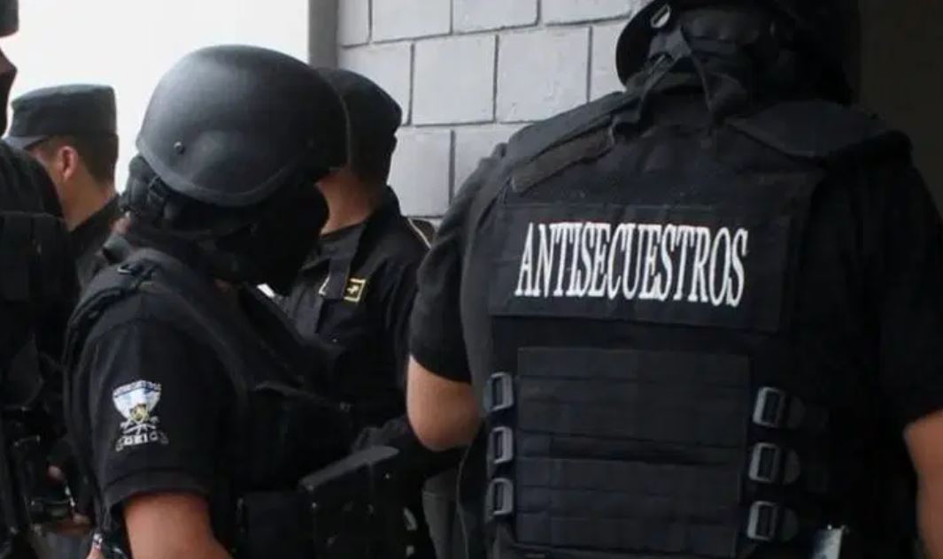 La PNC afirma que la denuncia ciudadana es vital para investigar los secuestros. (Foto Prensa Libre: Hemeroteca PL). 