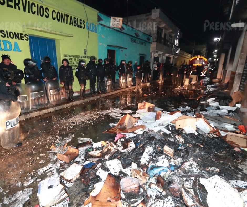 El MP será la institución encargada de determinar quiénes fueron las personas que causaron los daños. (Foto Prensa Libre: María Longo) 