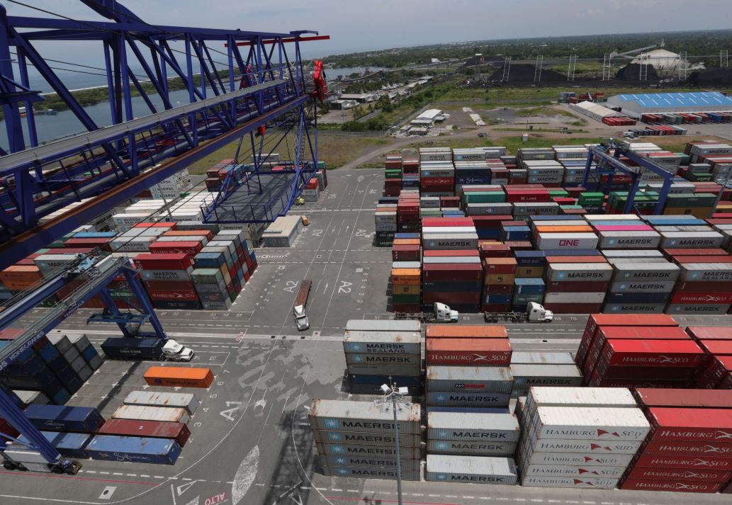 Operaciones de APM Terminals Quetzal, S.A. en la Portuaria Quetzal. (Foto Prensa Libre: Hemeroteca PL)