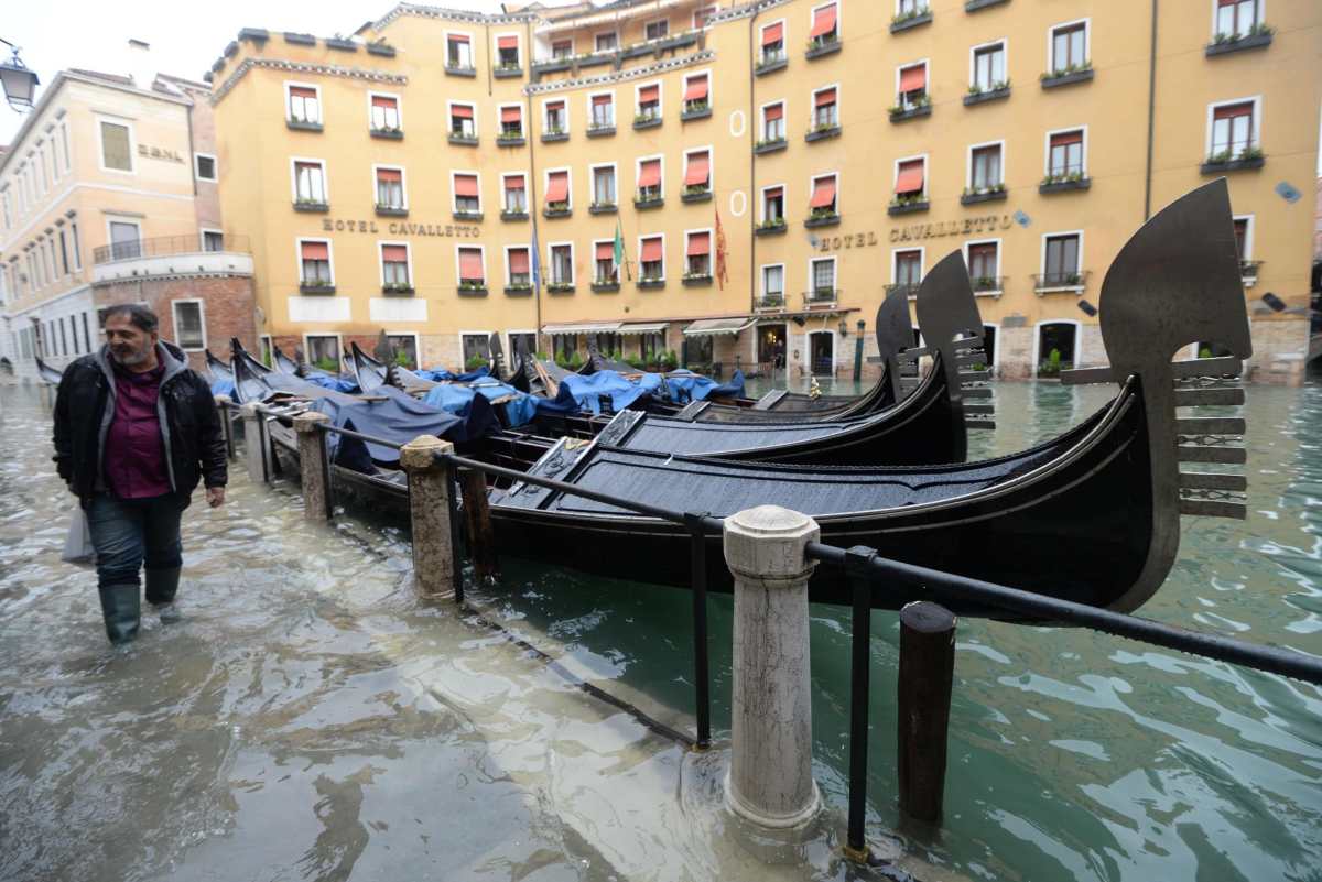 Venecia sufre una inundación “apocalíptica” y el peor desastre desde 1966