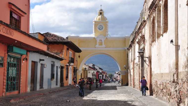 Antigua Guatemala ocupó el primer lugar entre los destinos más visitados el 1 de noviembre. (Foto Prensa Libre: Inguat)