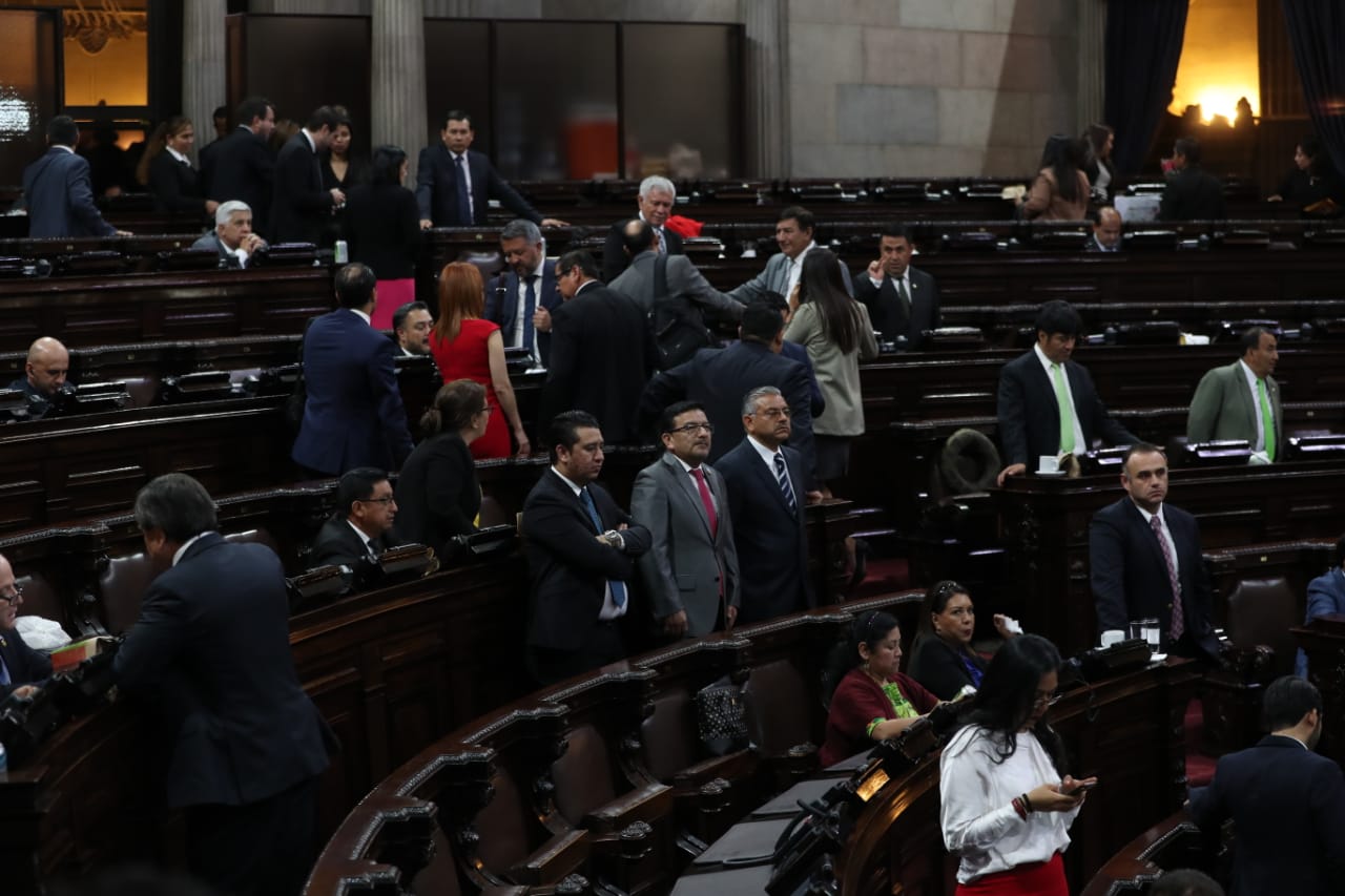 Diputados aprobaron el presupuesto para la próxima legislatura. (Foto Prensa Libre: Érick Ávila)