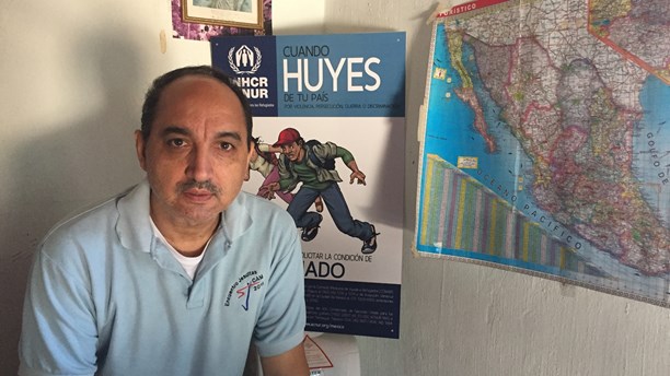 El sacerdote José Luis González coordina la Red Jesuita con Migrantes. (Foto: Cortesía)