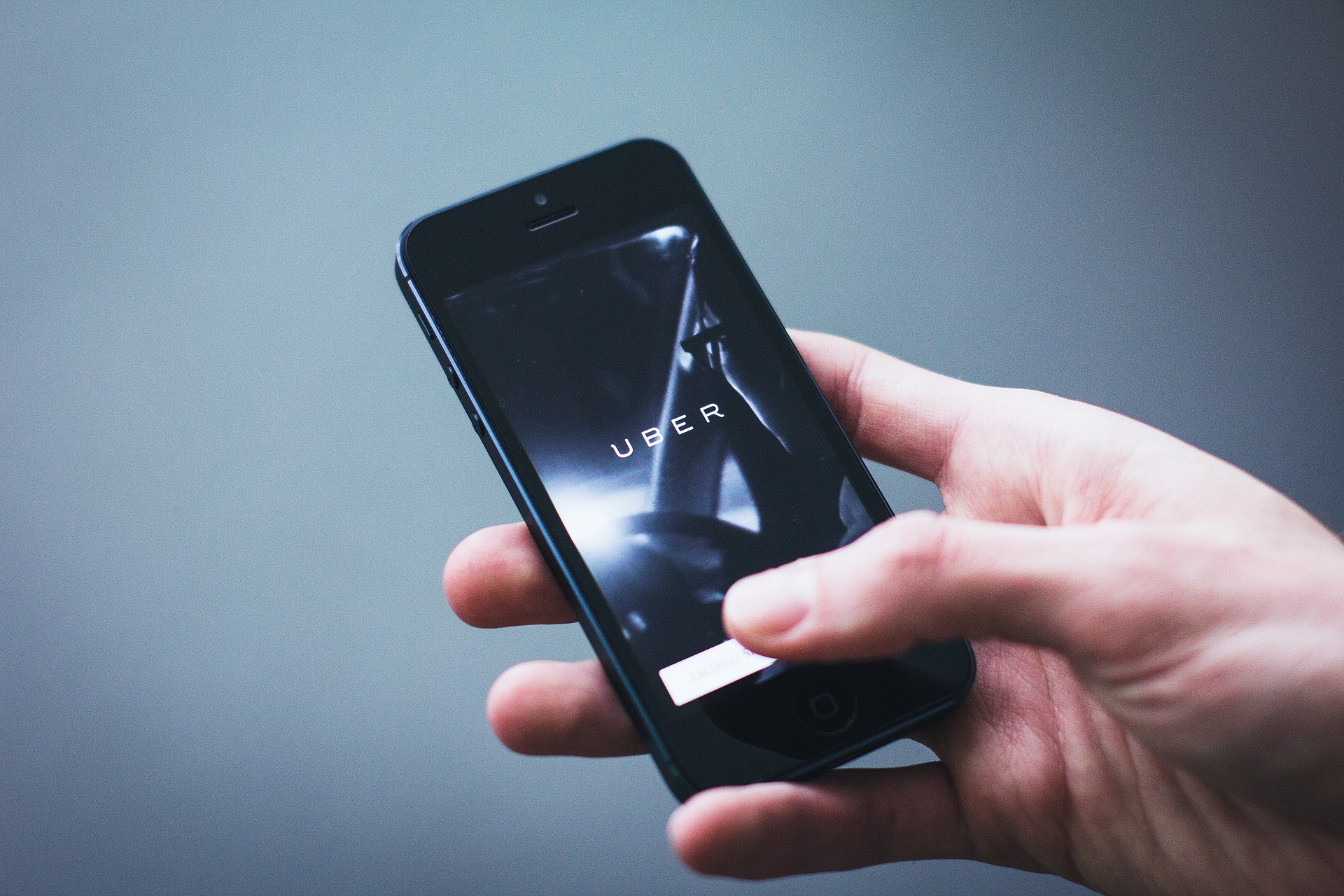 Uber trabaja en la seguridad de sus usuarios. (Foto Prensa Libre: Pixabay)