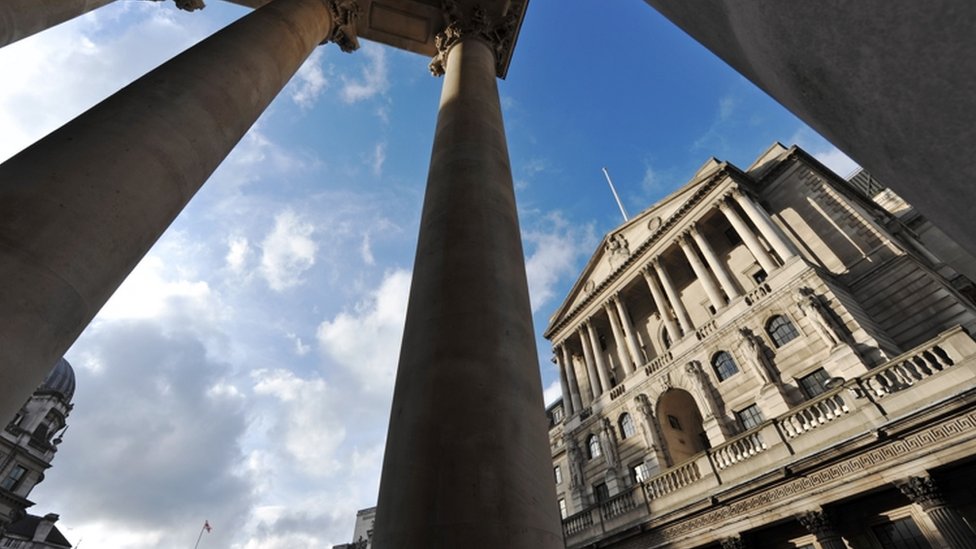 El escándalo de los corredores de bolsa que escuchaban las palabras de los directivos del Banco de Inglaterra antes que nadie