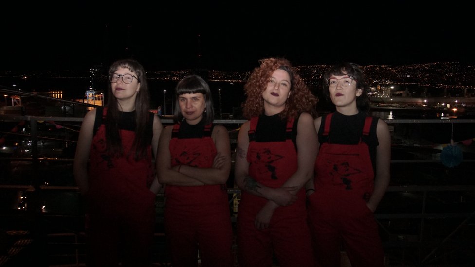 El colectivo chileno Las Tesis busca adaptar textos de autoras feministas en obras escénicas. (Foto: Sebastián Leiva)