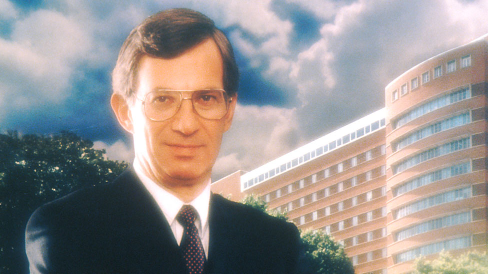 DeVita fue eventualmente nombrado presidente del Instituto Nacional del Cáncer de Estados Unidos (1980-88). (Foto Prensa Libre: BBC Mundo Salud)