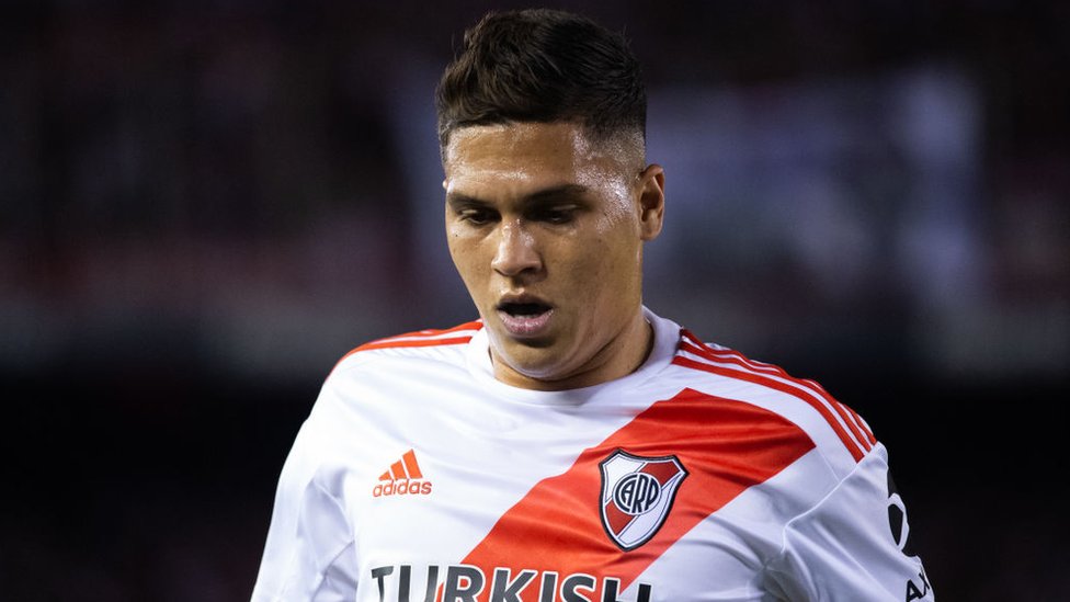 El padre de Juan Fernando Quintero desapareció cuando el jugador apenas tenía dos años. Foto:Getty Images