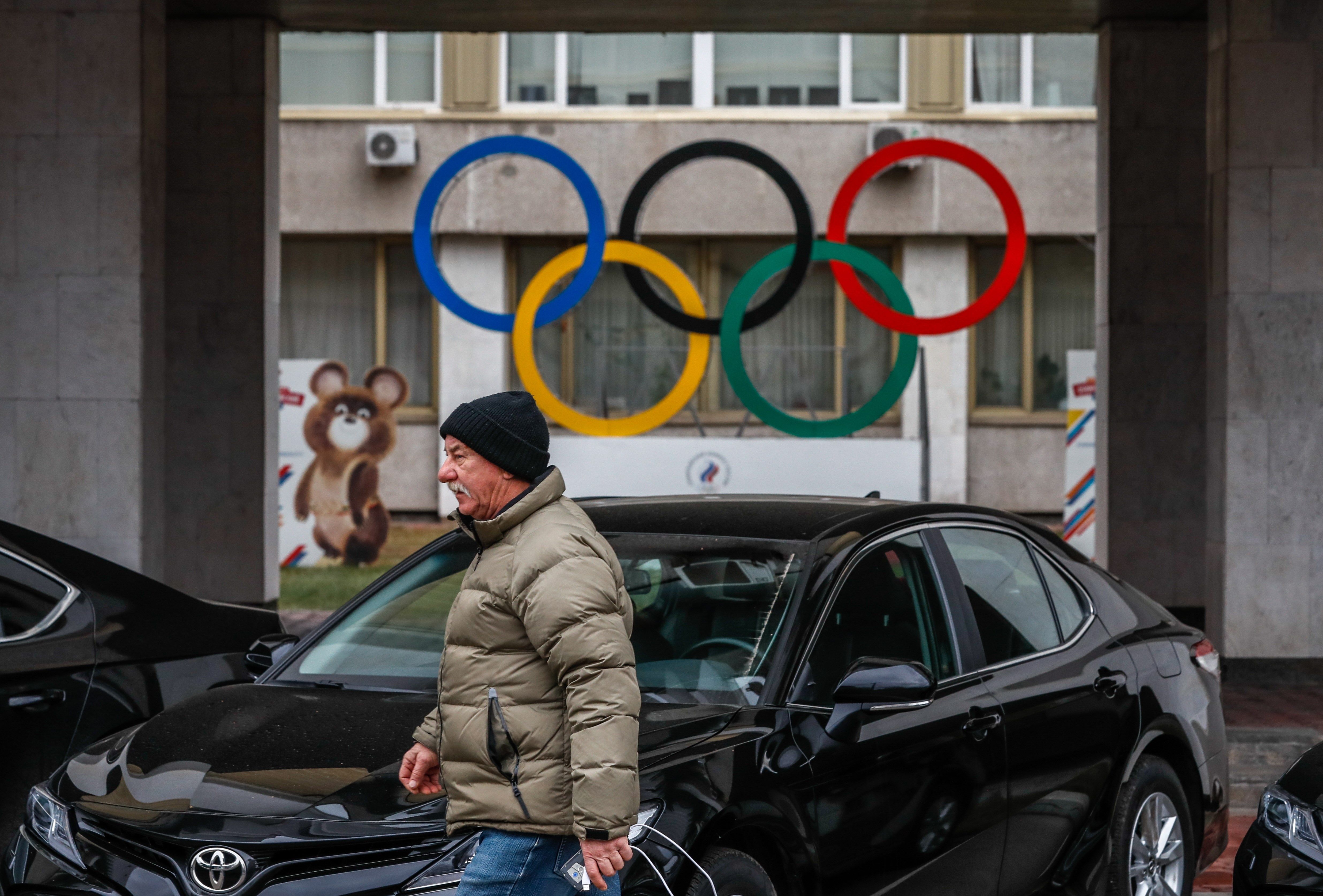 Los atletas rusos podrían ser expulsados de los Juegos Olímpicos en Tokio y Beijing. (Foto Prensa Libre: EFE)