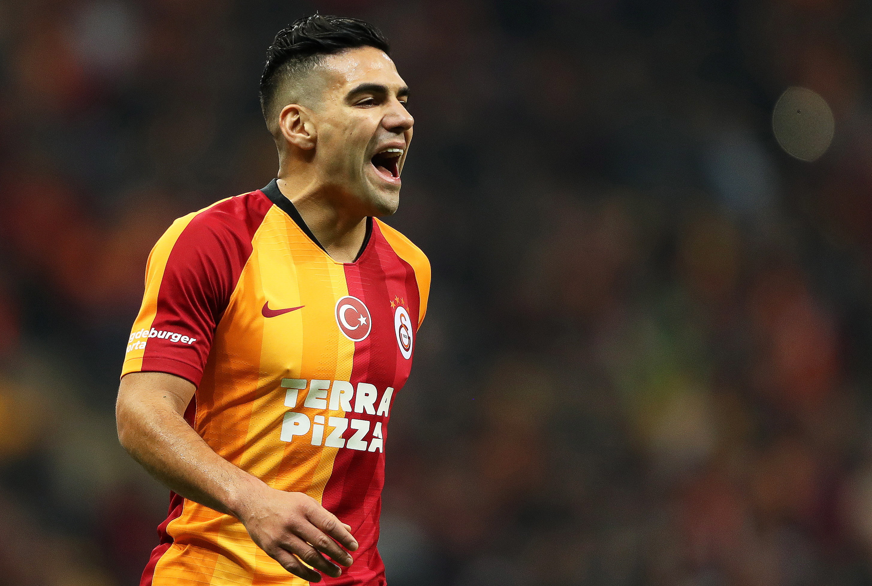 El delantero colombiano del Galatasaray, Radamel Falcao, volverá a jugar en junio por la liga turca. (Foto Prensa Libre: EFE)
