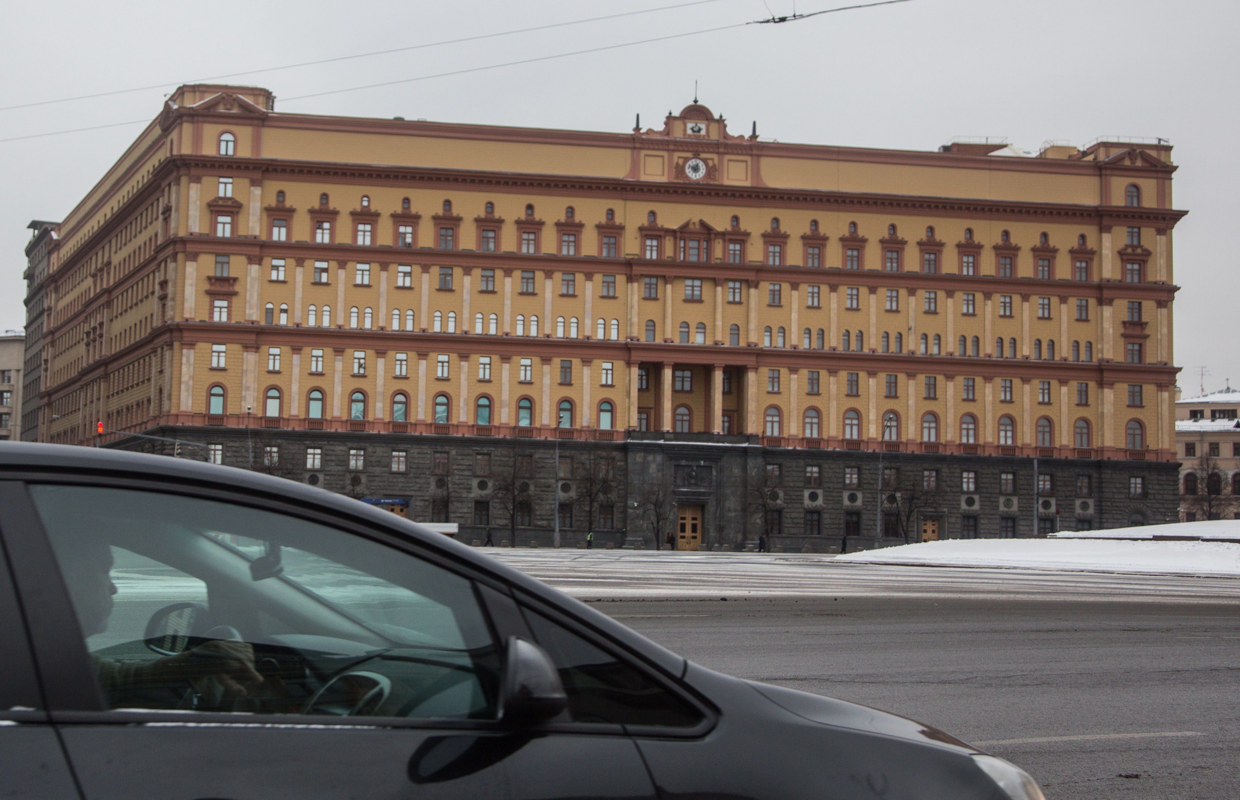 Vista exterior de la sede del Servicio Federal de Seguridad de Rusia. (Foto Prensa Libre: EFE)
