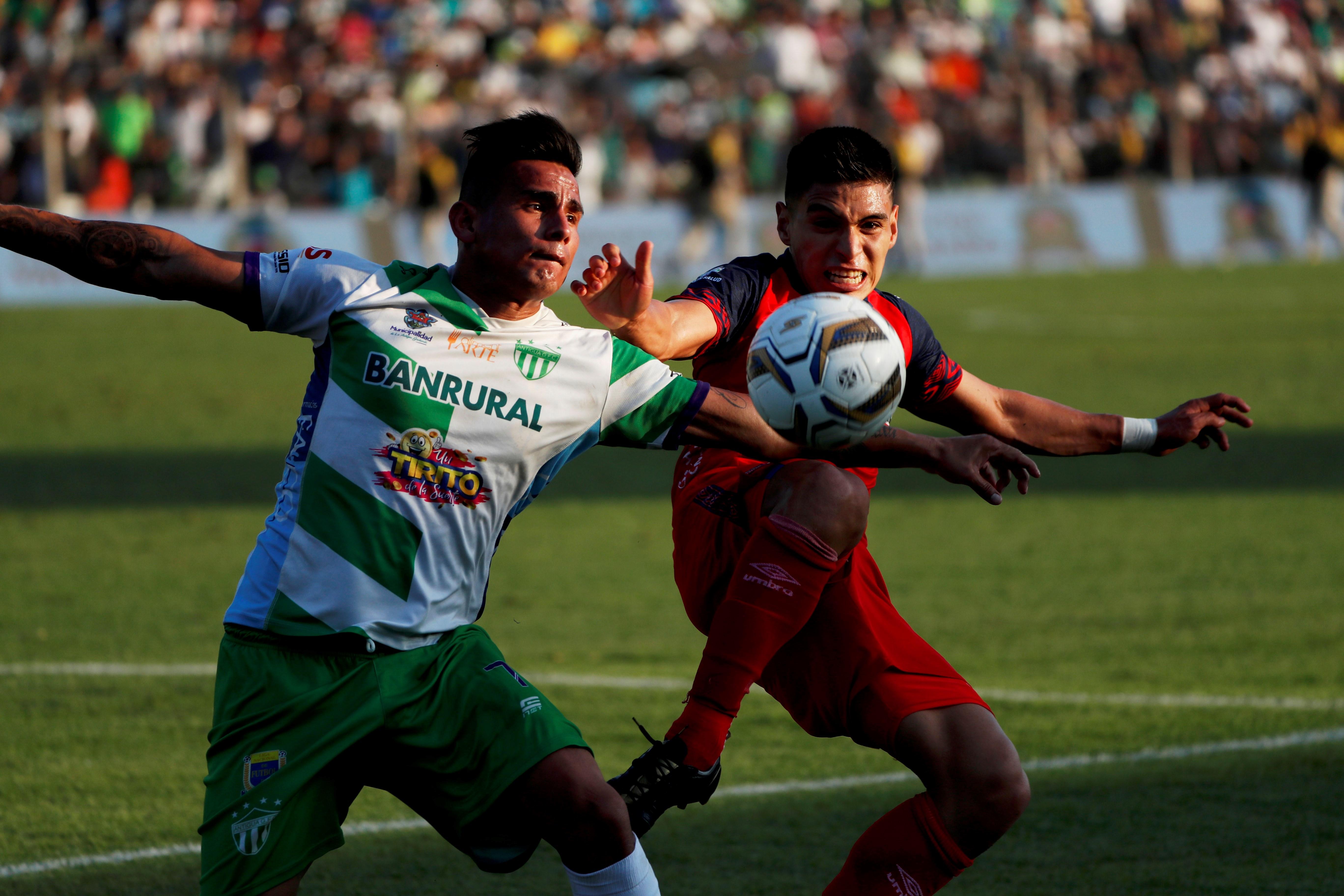 Andrés Lezcano fue subcampeón con Antigua GFC en el pasado Torneo Apertura. (Foto Prensa Libre: Hemeroteca PL)