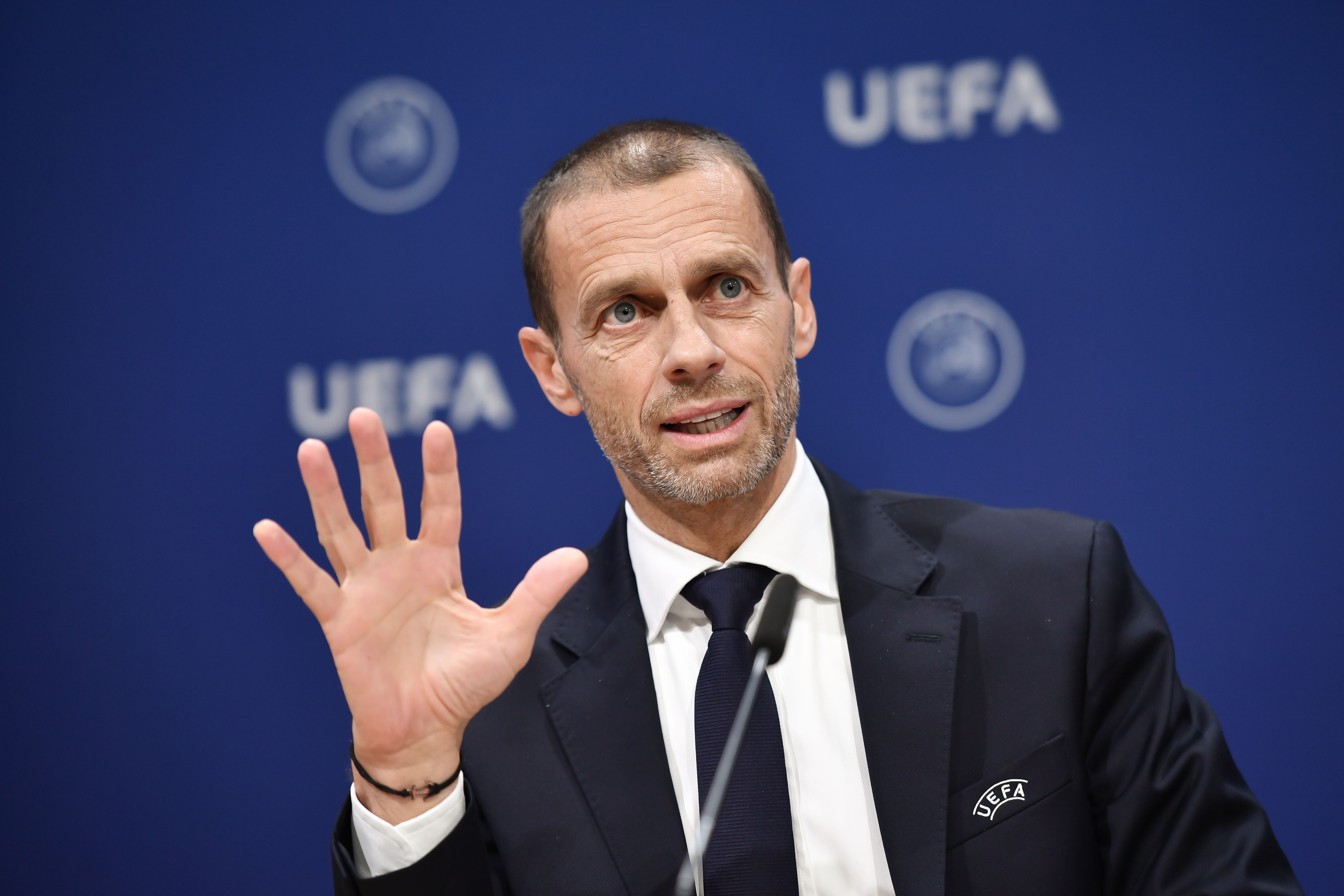 Aleksander Ceferin, presidente de la Uefa, mostró su descontento contra los clubes que pretenden conformar la Superliga europea.. (Foto Prensa Libre: EFE) 
