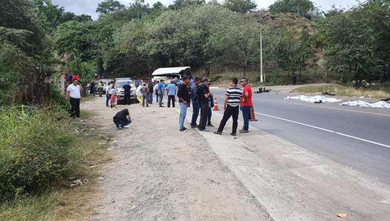 El presidente de La Asociación Guatemalteca de Instituciones de Seguros informó que ambos transportes poseen póliza de seguro. (Foto Prensa Libre: Dony Stewart) 