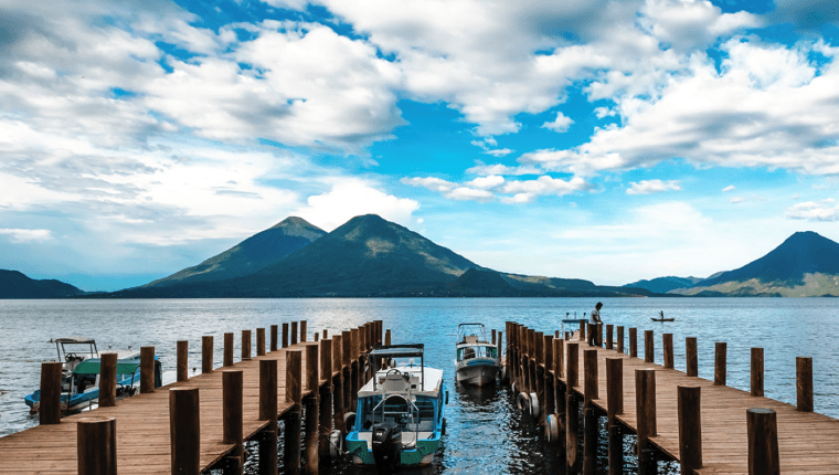 Panajachel y municipios de la cuenca del Lago de Atitlán siguen siendo uno de los destinos favoritos para visitar el fin de año. (Foto, Prensa Libre: Hemeroteca PL).