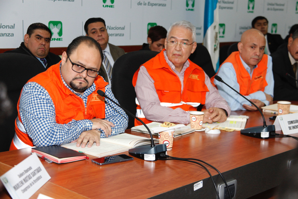 Hay criterios encontrados acerca de si los directores de la CNEE nombrados en septiembre del 2019  Rodrigo Fernández, Rafael Argueta y Ángel García, deben seguir en el cargo. (Foto Prensa Libre: Noe Medina)