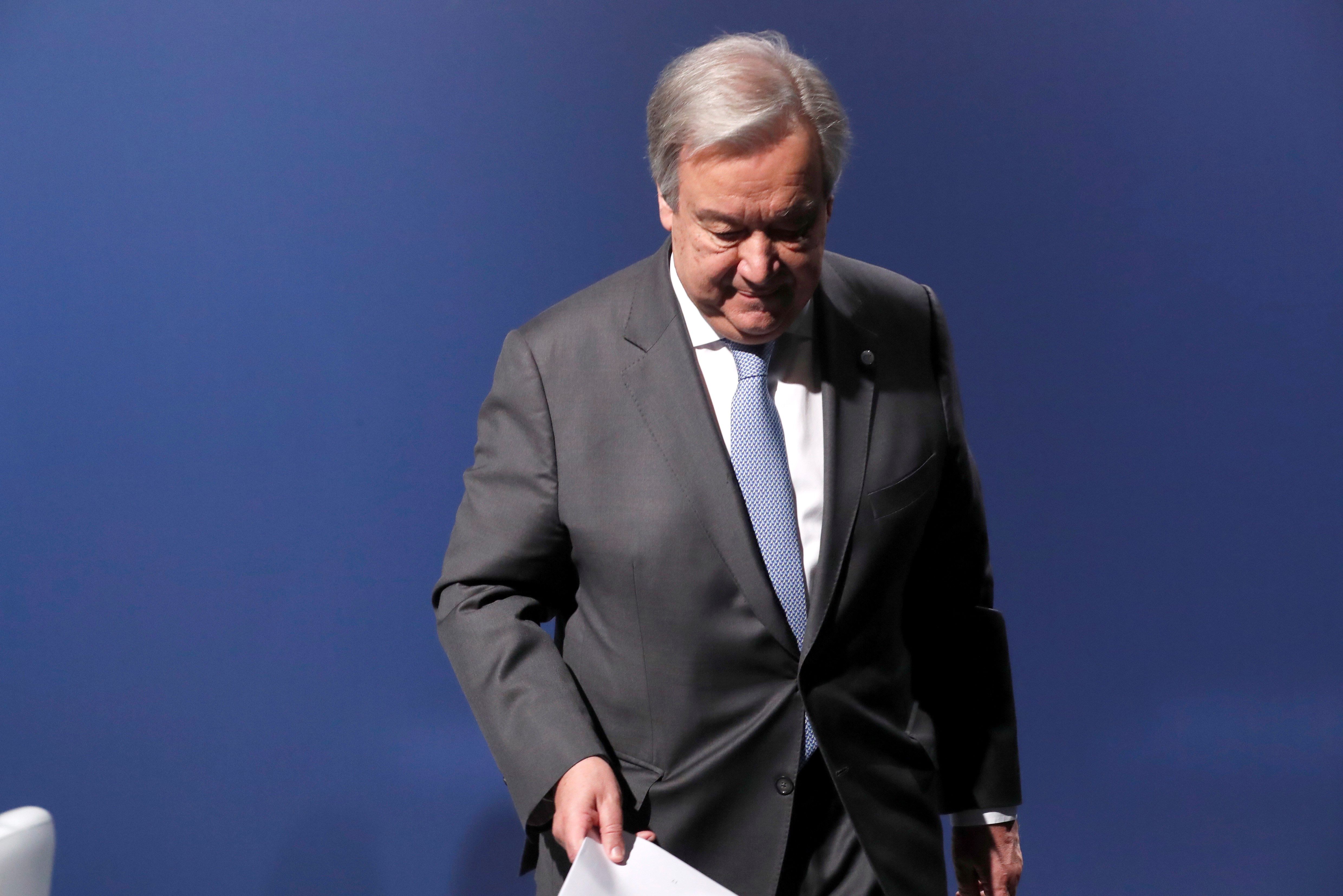  El secretario general de la ONU, António Guterres, participa en el panel "Competencias profesionales para el futuro más verde" en el marco de la cumbre del clima, en Madrid. (Foto Prensa Libre: EFE)