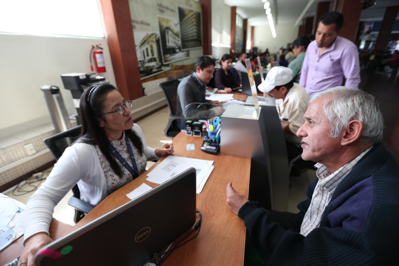 David Dávila Martínez solicitó este 17 de diciembre de 2019 ser contribuyente voluntario en el programa IVS del IGSS. (Foto Prensa Libre: César Pérez) 