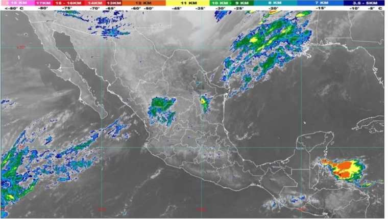 La imagen del satélite indica el acercamiento del frente frío que ingresa al Golfo de México. (Foto Prensa Libre: Imagen compartida por Conred).

