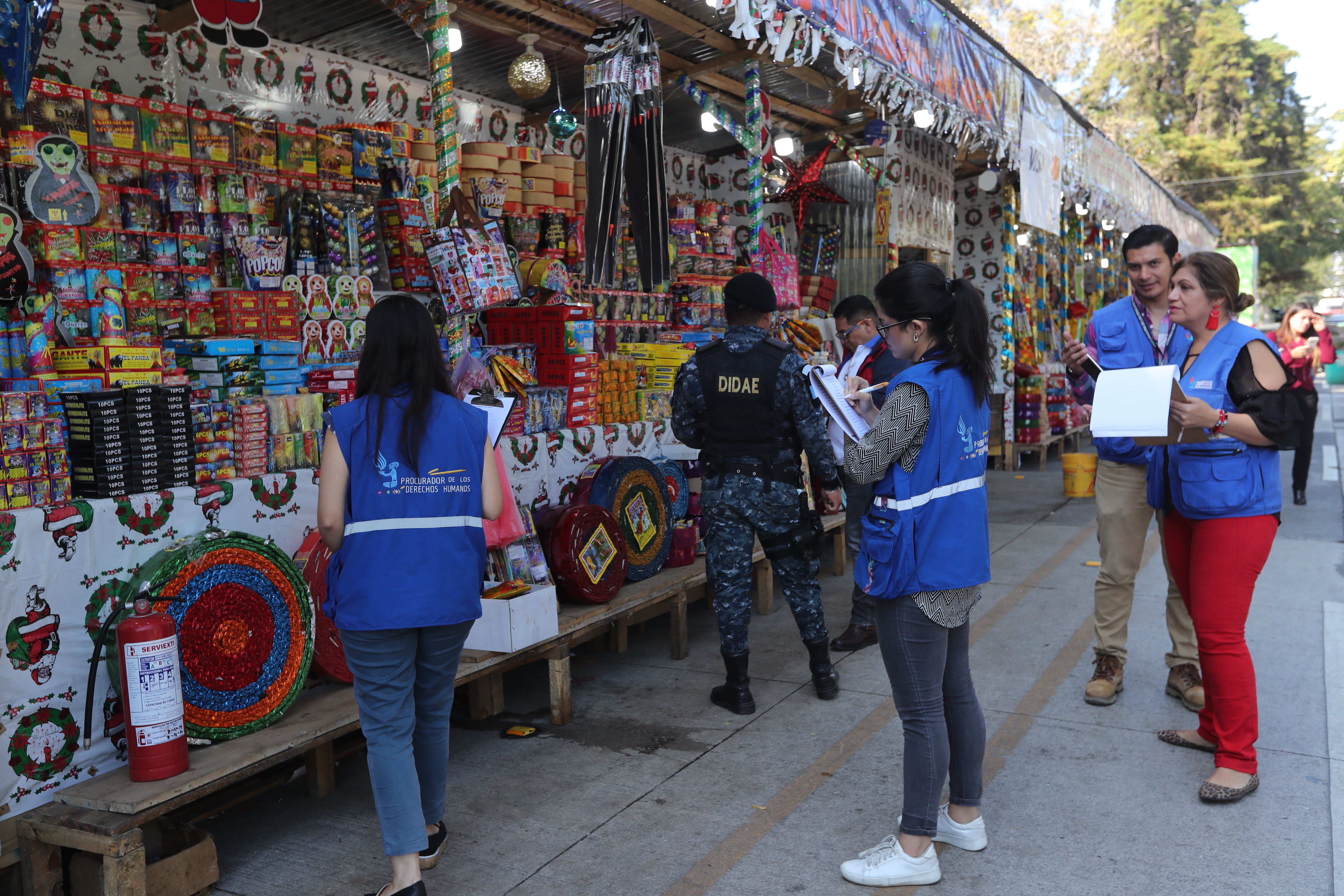 El salario de diciembre de 2019 de más de 700 empleados de la PDH está en riesgo, por falta de fondos. (Foto Prensa Libre: Hemeroteca PL)