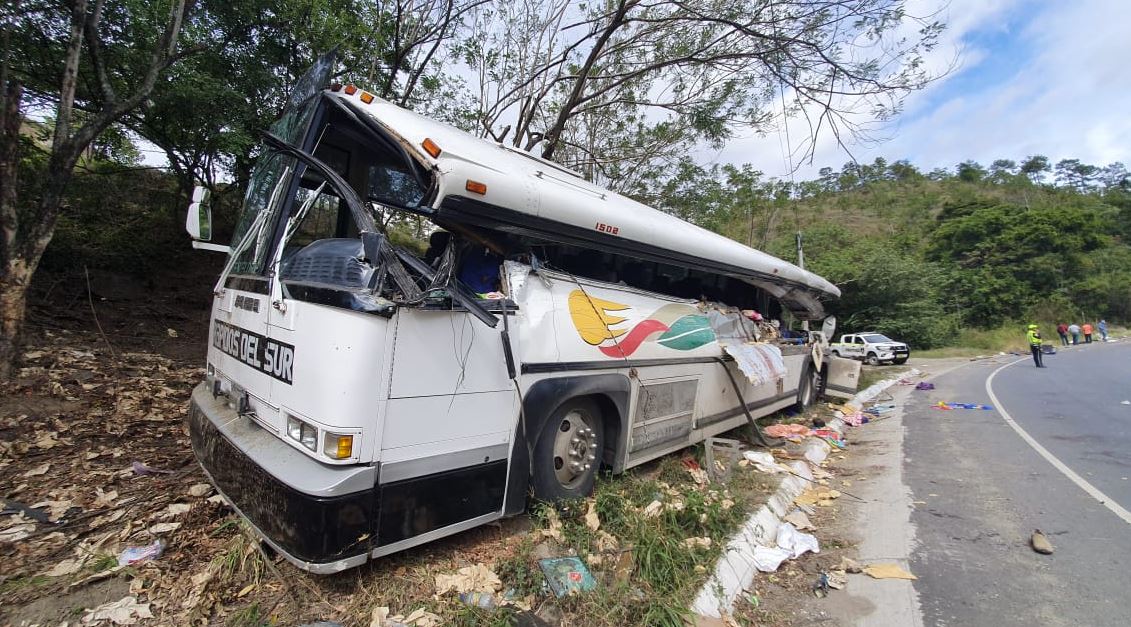Las víctimas de percances viales, como el ocurrido en Gualán, Zacapa, están desprotegidas por que no se cumple la ley. (Foto Prensa Libre: Hemeroteca PL)