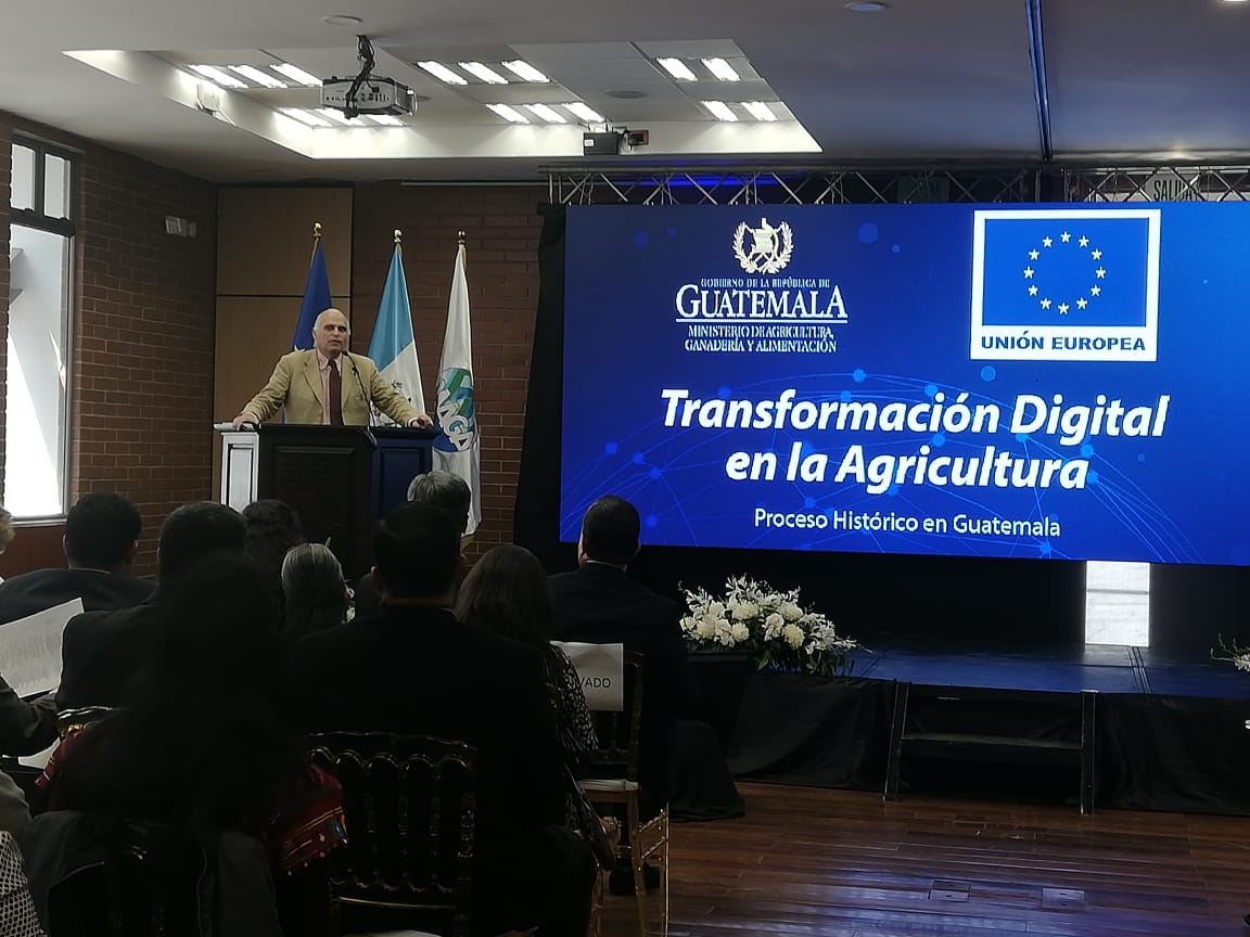 La Unión Europea apoya el uso de la tecnología para la agricultura, en especial para la agricultura familiar. (Foto, Prensa Libre: Hemeroteca PL). 