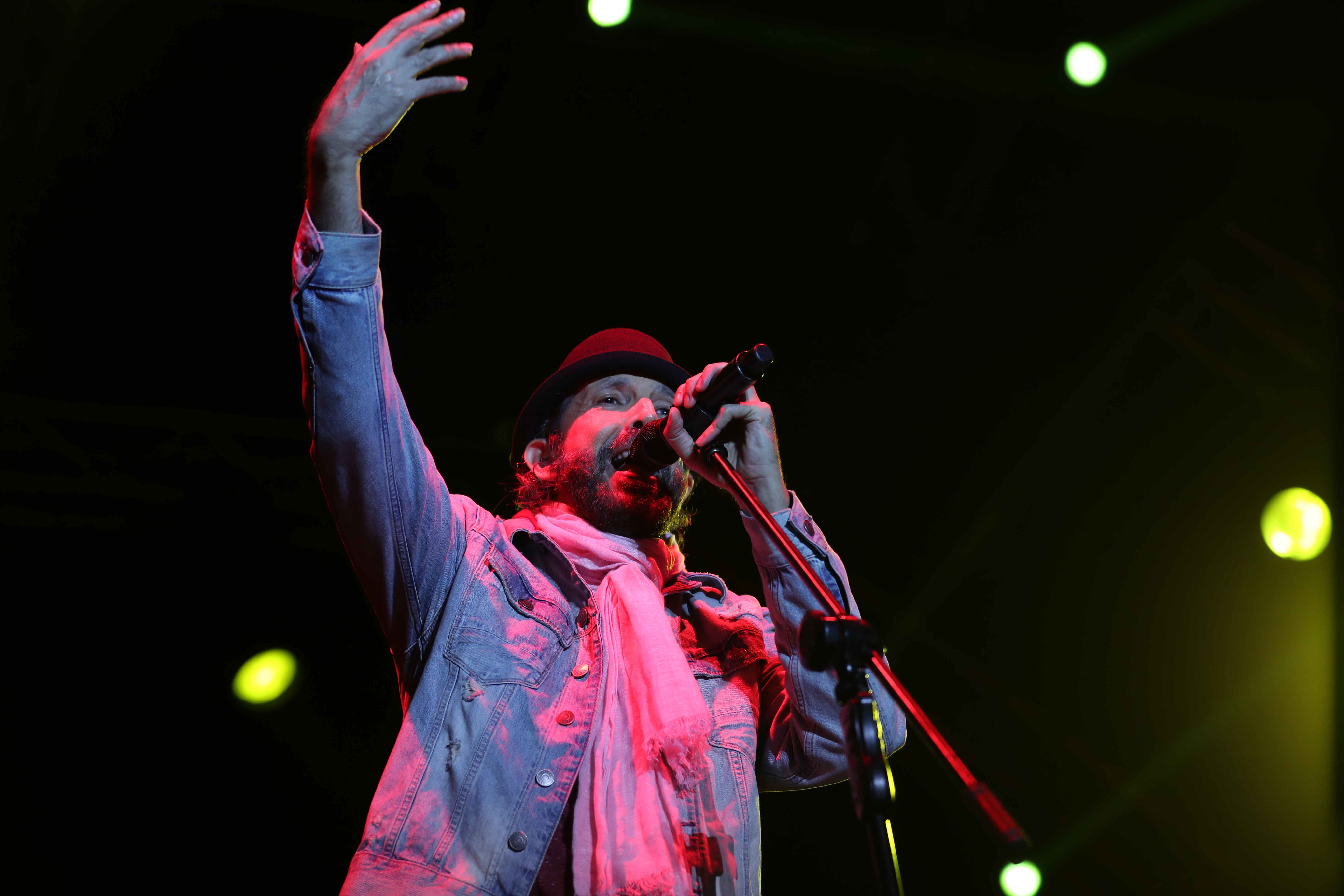 Juan Luis Guerra durante una presentación en Guatemala, en diciembre de 2018. (Foto Prensa Libre: Keneth Cruz)