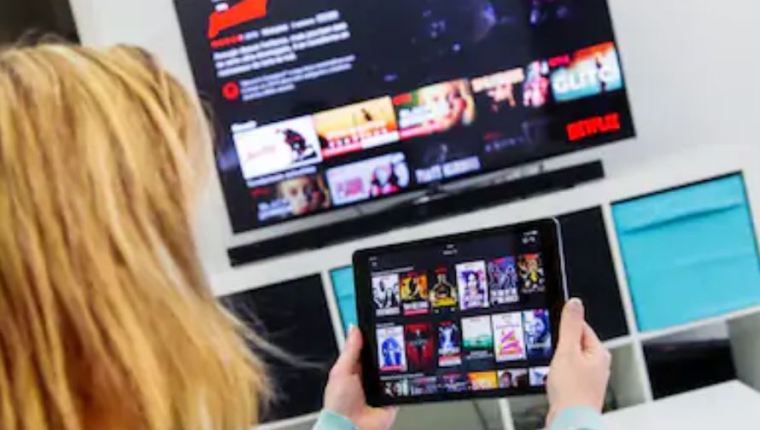Netflix continúa incorporando contenido y quiere convertirse en la plataforma favorita de entretenimiento en "streaming". (Foto Prensa Libre: Shutterstock)