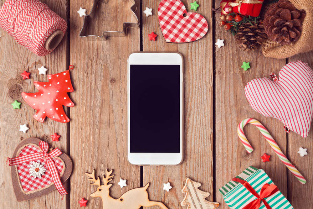 Conozca opciones novedosas para crear saludos navideños por medio de aplicaciones móviles y sitios web. (Foto Prensa Libre: Shutterstock)