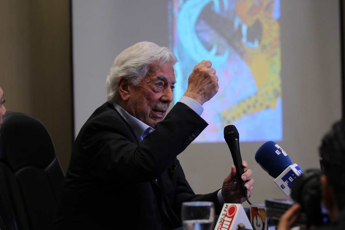 Vargas Llosa y sus 10 declaraciones sobre Guatemala, las dictaduras y su libro “Tiempos recios”