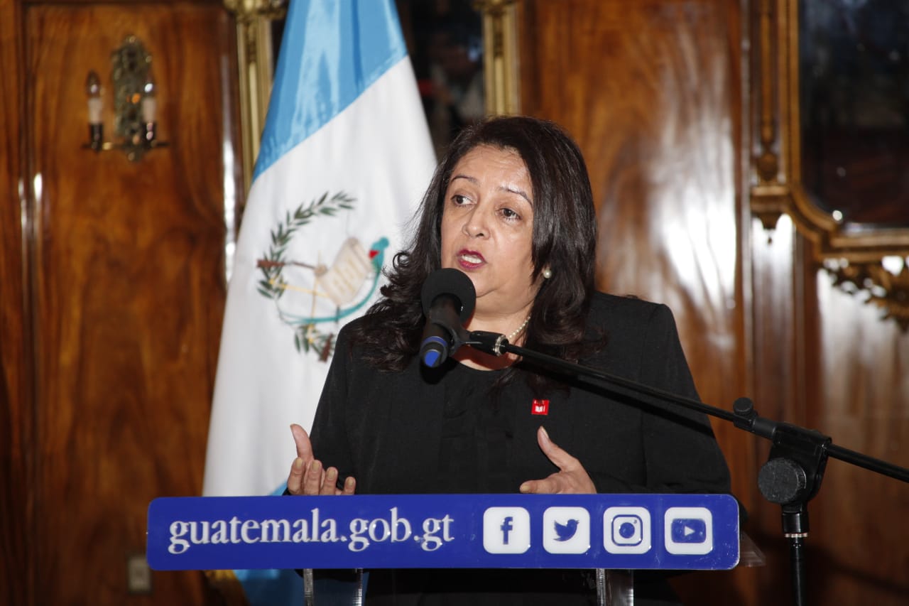Claudia Ruiz, ministra de Educación. (Foto Prensa Libre: Noé Medina).
