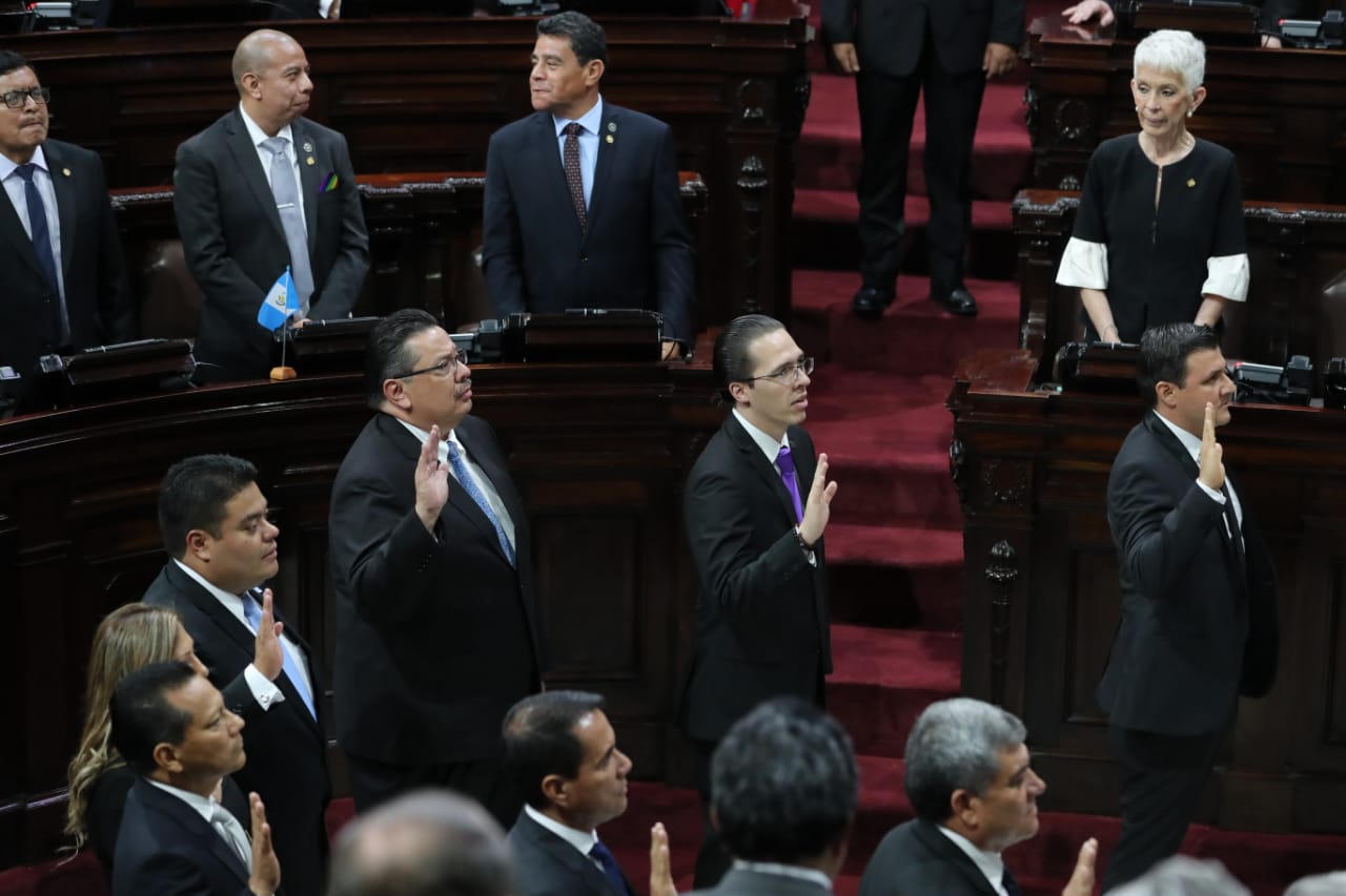 Una alianza del partido Vamos y bancadas sumaron 82 votos para ganar la junta directiva del Congreso. (Foto Prensa Libre: Erick Ávila)