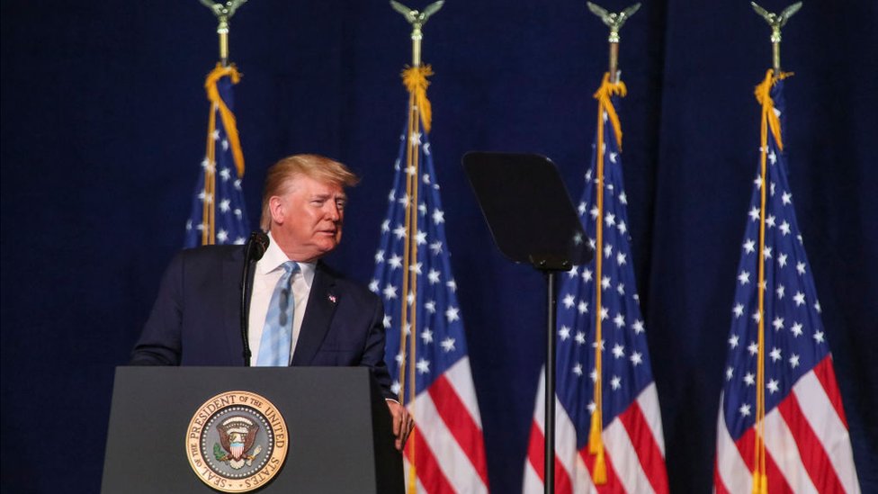 Donald Trump dice que toma medidas para detener, no iniciar, una guerra. (Foto Prensa Libre: Getty Images)