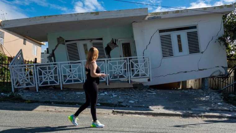 El temblor del lunes derrumbó casas en la región de Guánica, en el suroeste de la isla. GETTY