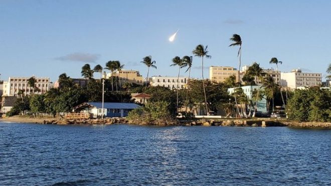 El meteoro se vio desde casi toda la isla, según los reportes. TWITTER