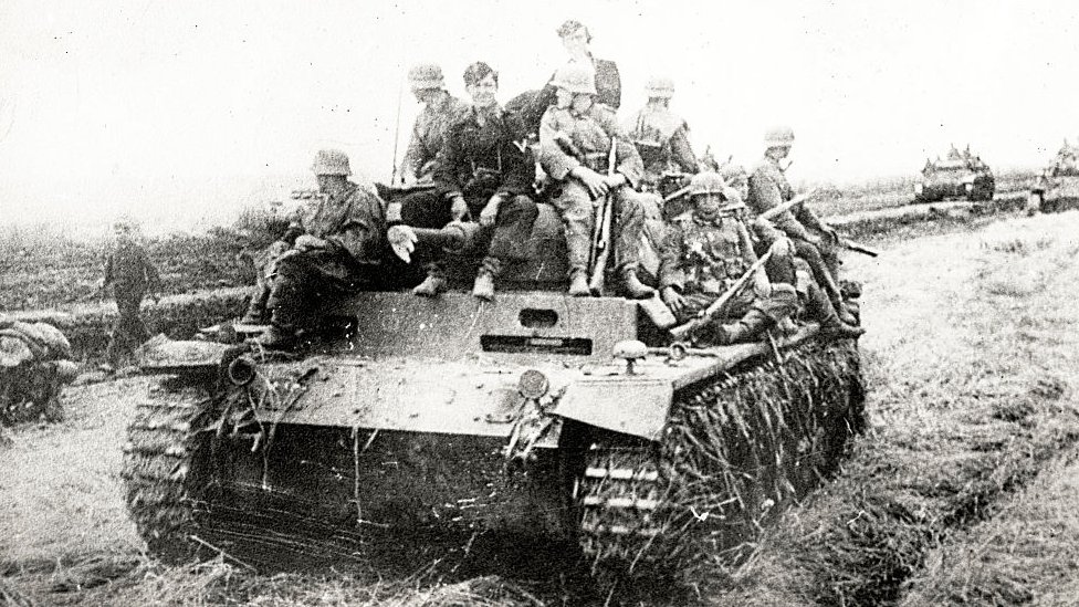 Aunque las circunstancias eran distintas, los hombres y mujeres que se veían obligados a tomar duras decisiones eran como nosotros. (Foto Prensa Libre: Getty Images)