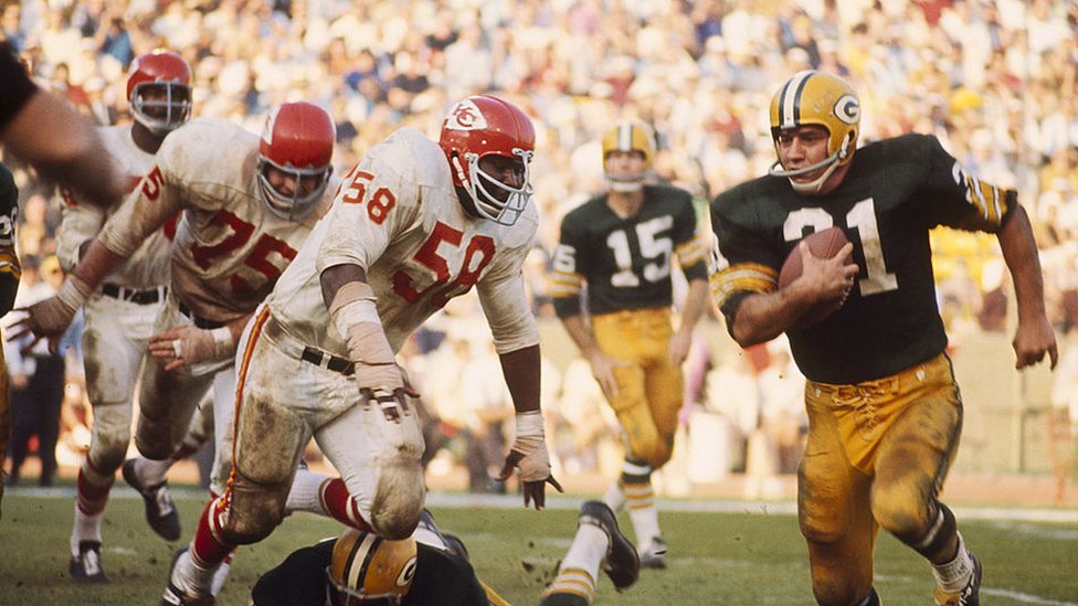 El primer campeonato fue entre los Kansas City Chiefs y los Green Bay Packers, el 15 de enero de 1967. GETTY IMAGES