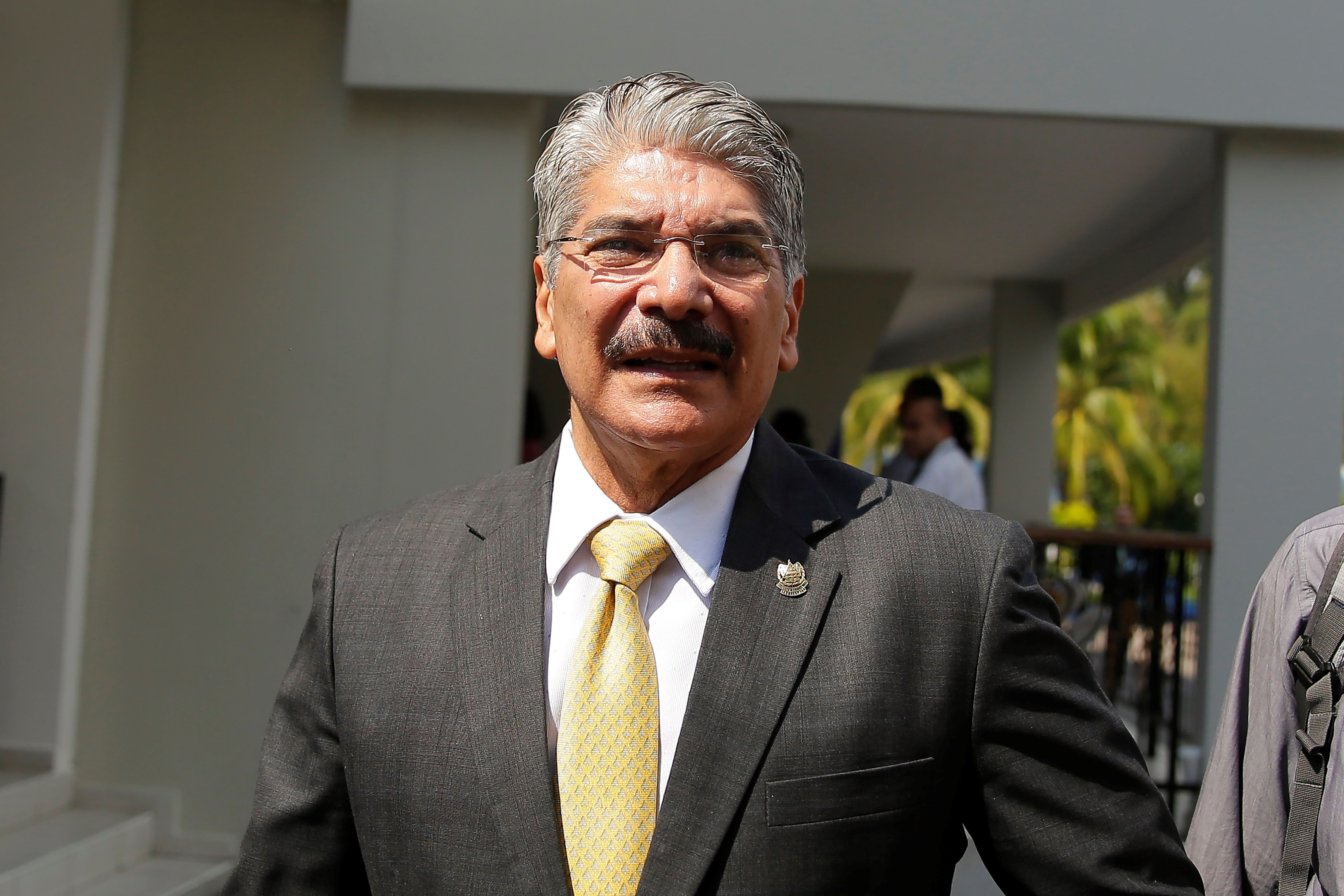El diputado opositor y expresidente de la Asamblea Legislativa de El Salvador, Norman Quijano, ha reiterado que no negoció con pandillas. (Foto Prensa Libre: EFE)