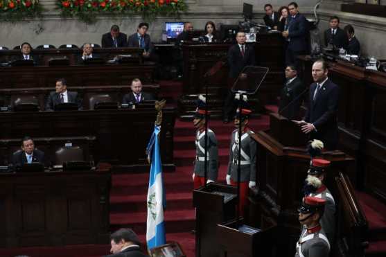 El presidente Álvaro Arzú Escobar brindó su último discurso. Foto Prensa LIbre: Érick Ávila