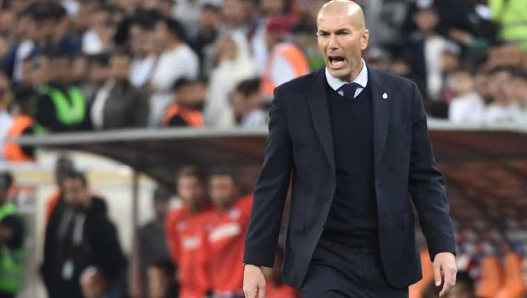 Zinedine Zidane ganó la Super Copa con el Real Madrid. (Foto Prensa Libre: AFP)