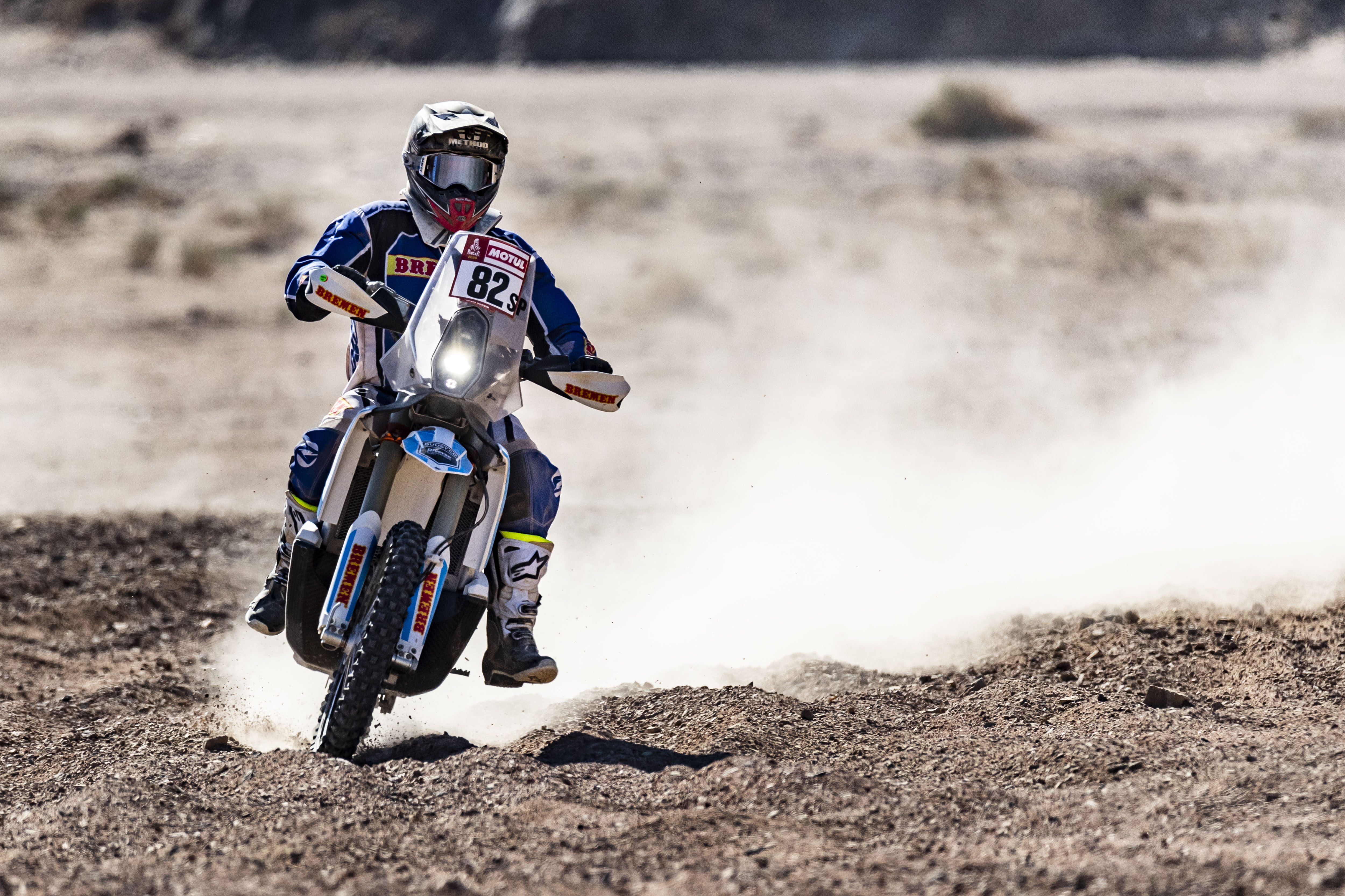 Francisco Arredondo sigue realizando un buen Rali Dakar 2020, lo que le ha permitido seguir subiendo puestos en la clasificación general en la categoría motocicletas. Foto Prensa Libre: Cortesía.
