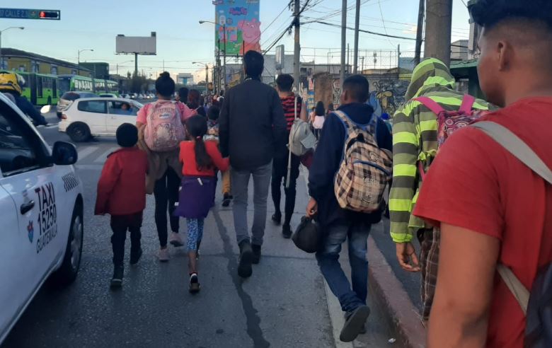 López Obrador ofrece cuatro mil empleos en México a la nueva caravana de migrantes que se aproxima
