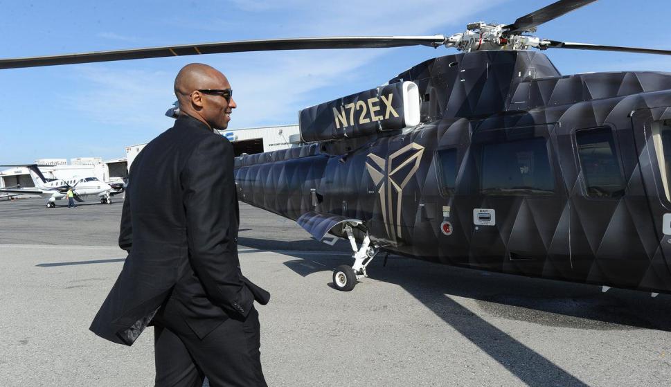 Kobe Bryant: cómo era el helicóptero en el que viajaba y cuánto invertía